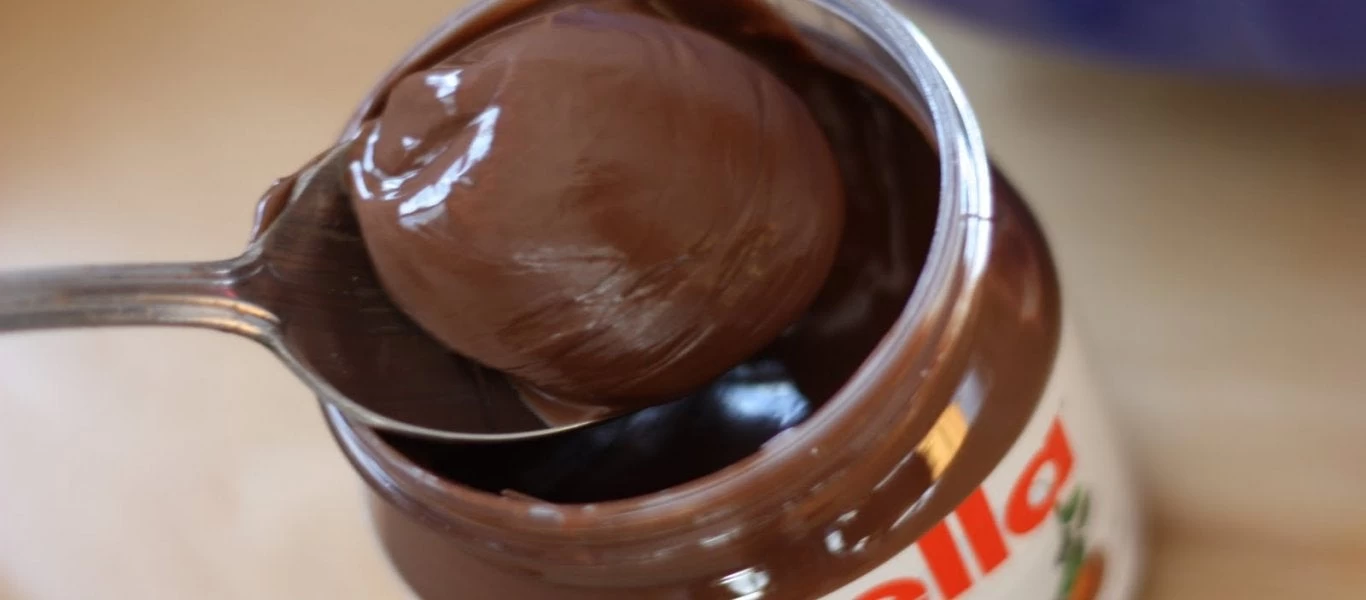 Εσύ το ήξερες; – Δες με ποιον τρόπο η Nutella μπορεί να καθαρίσει και να «σώσει» τον υπολογιστή (βίντεο)